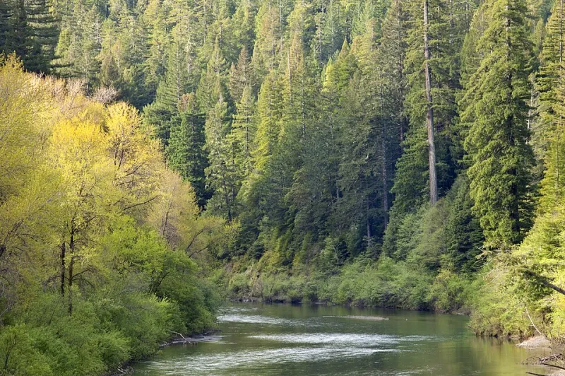 10 American Destinations That Are Completely Different — and Way Better — When the Crowds Are Gone